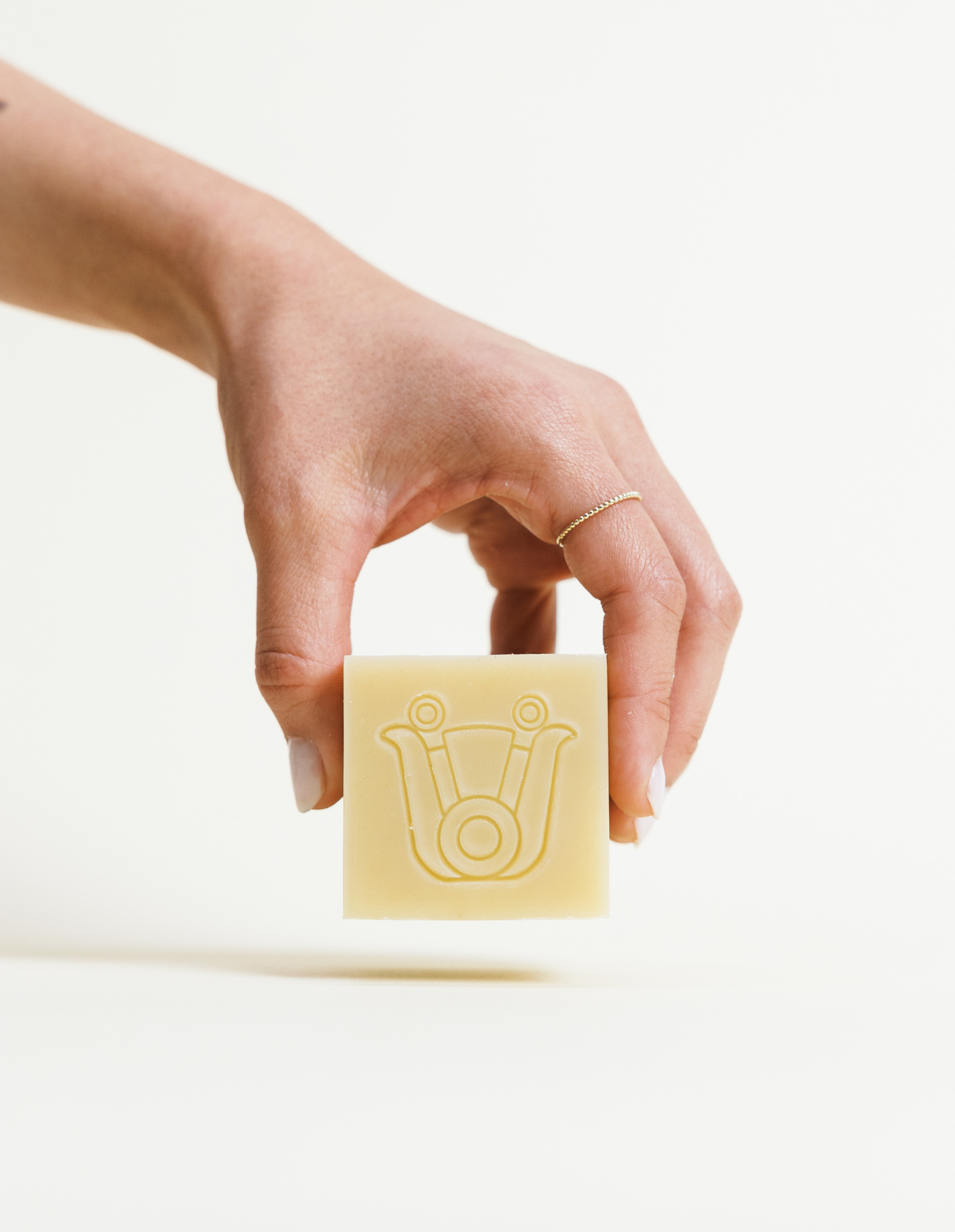 MELLOW - Soothing Colloidal Oats + Chamomile Soap