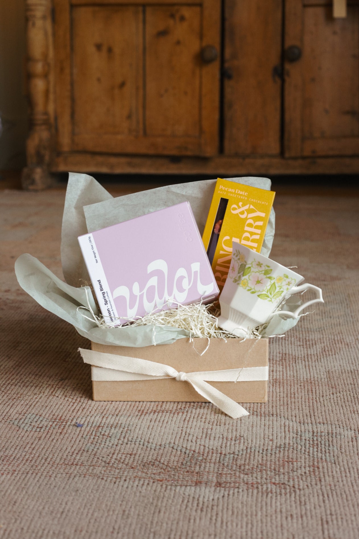 Curated Gift Basket, Gift Bundle, European, Candles, Linens, Valor, Coffee