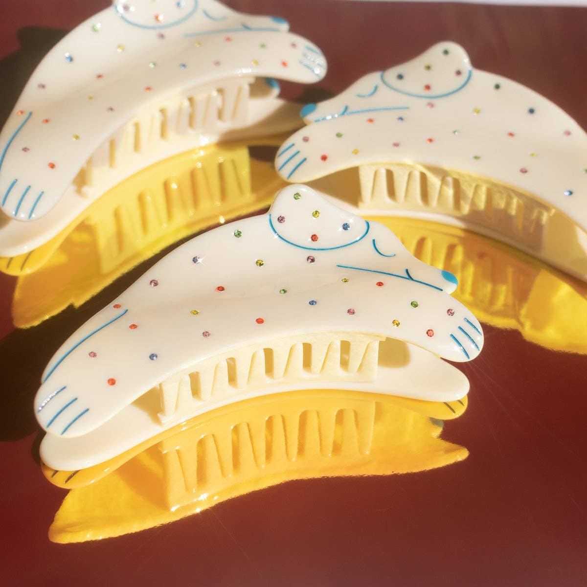 Pride Puppy Hair Claw